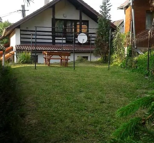 招待所 Cavoj Guest House Cavoj